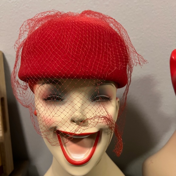 Geo W. Bollman & Co., Inc. Accessories - Cute red vintage hat